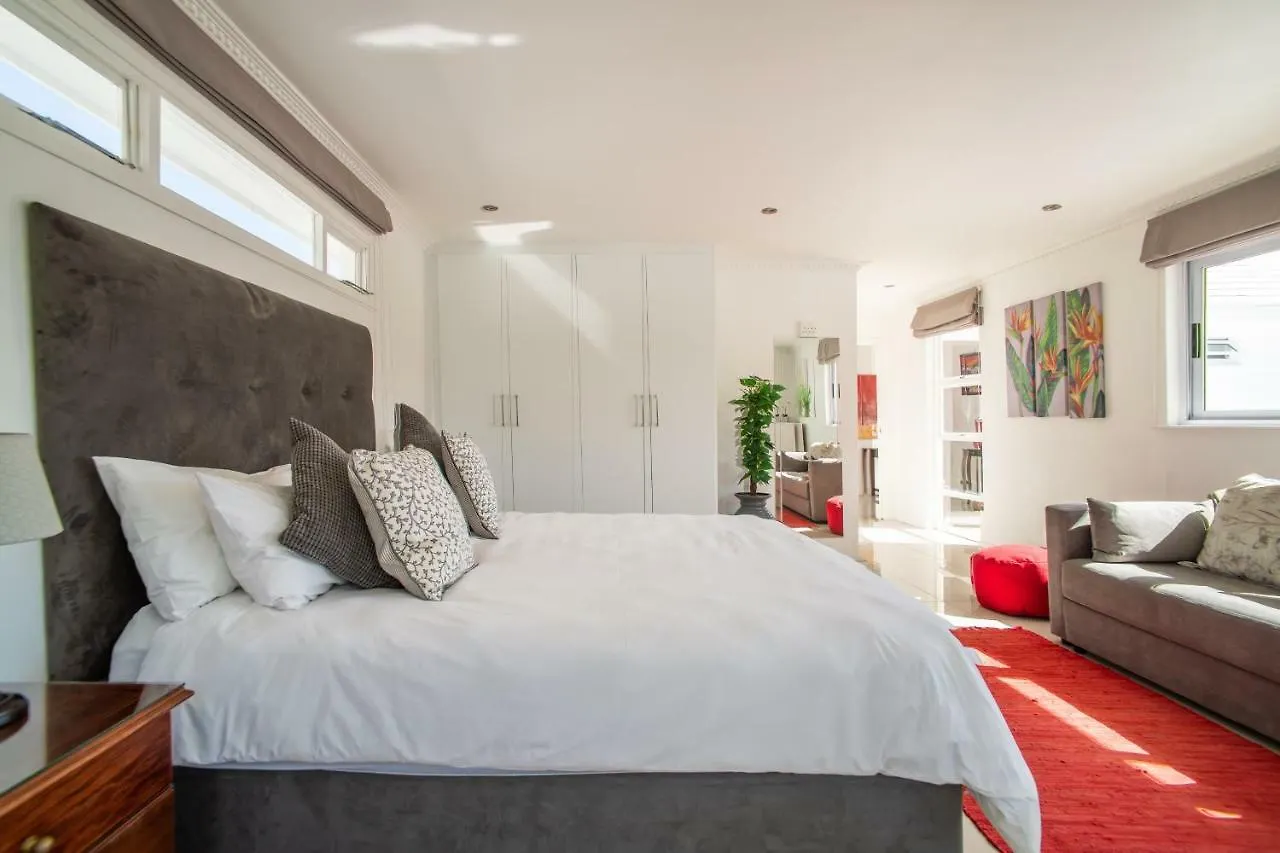 Funkey Villas Cape Town Apartment