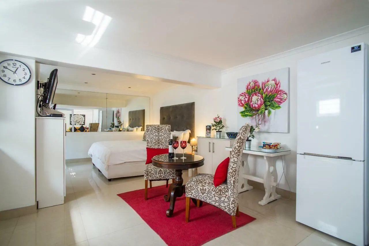 Funkey Villas Cape Town Apartment