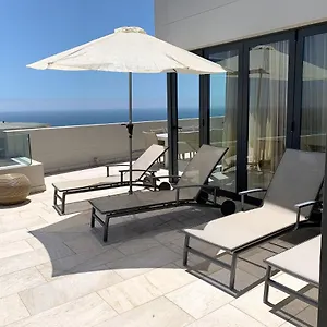 Apartment 6 On Clifton - Spacious 2 Bedroom, Cape Town